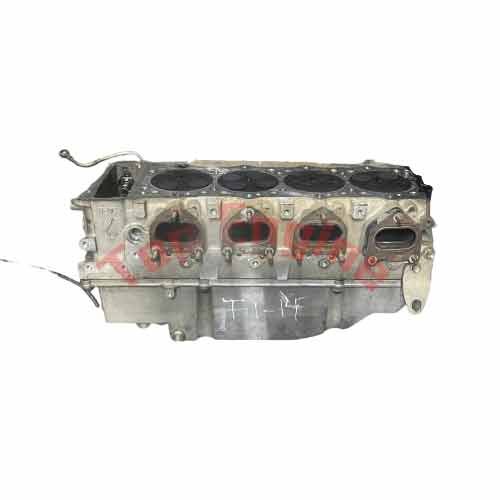 Mitsubishi Pajero 3.2 Diesel Cylinder Head 4M41 Engine – Used Auto Spare Parts Dubai UAE